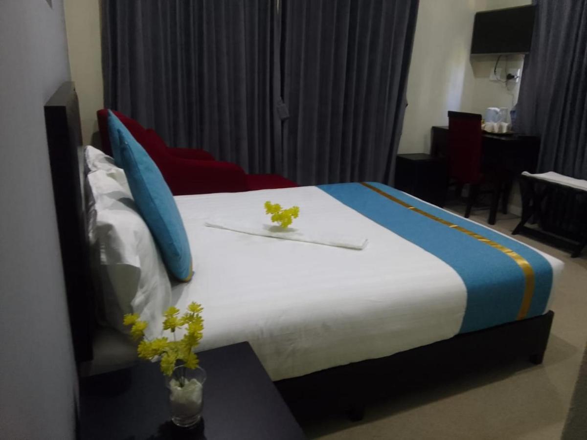 Atlantic Pearl Guest House Midrand Eksteriør bilde